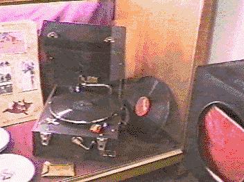 Gramophone (24.2Kb)